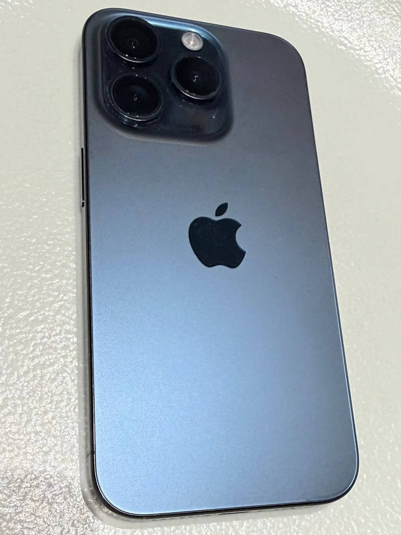 Iphone 15 pro 0