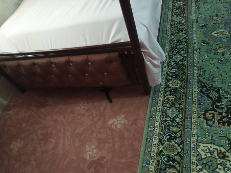 آئرن بیڈ میٹریس کے بغیر 6×4 فٹ 4