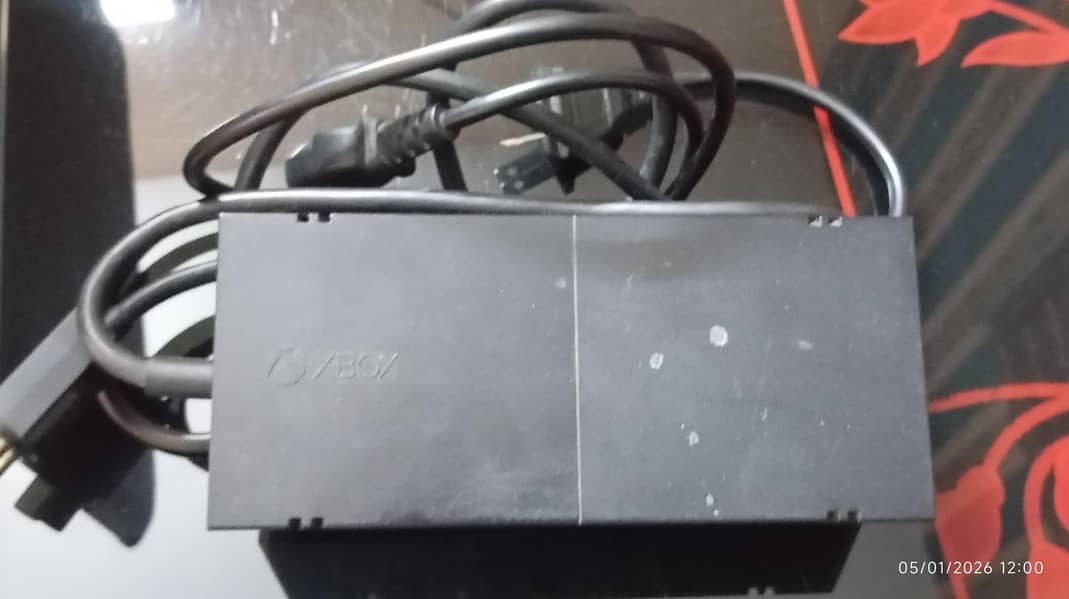 X box 1 Console 7