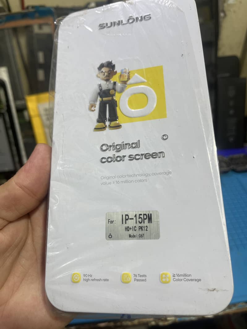 iPhone panel 0
