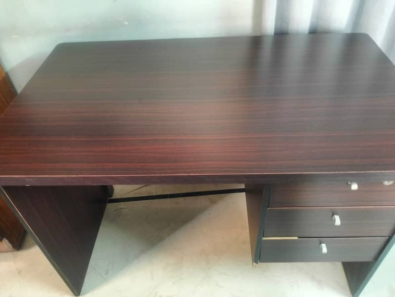 Study table 2