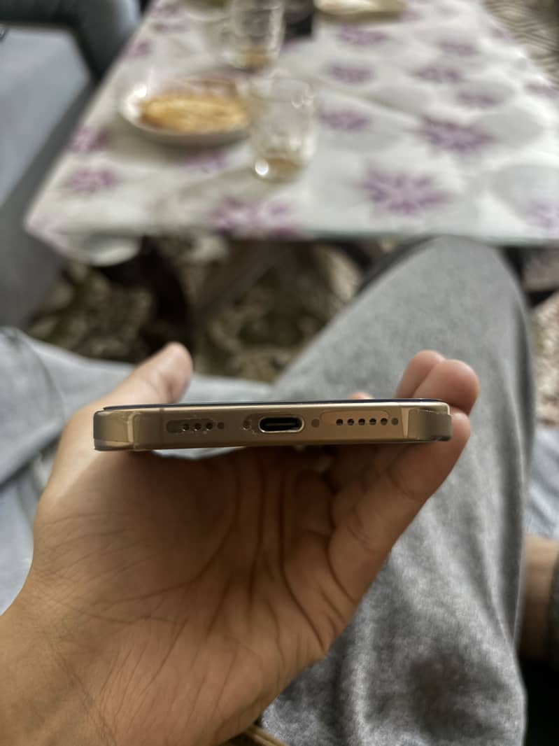 Iphone 16 pro max 2