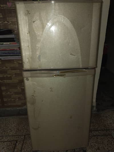 cooling behtareen  Hain freezer minto ma barf jamata hain.