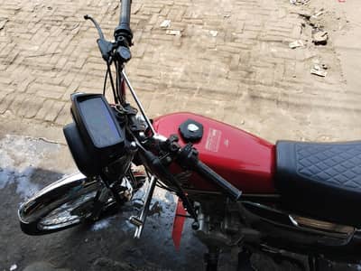 Honda cg 125 special edition chrome  lush condition slightly used