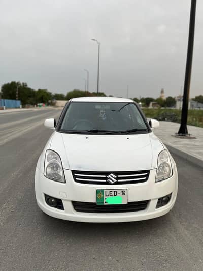 Suzuki Swift Dlx 2014