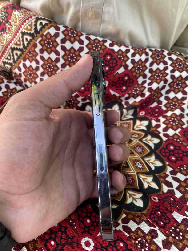 IPHONE 13 PRO 3