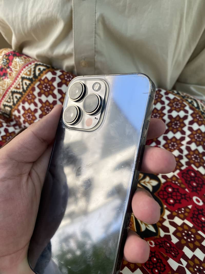 IPHONE 13 PRO 4