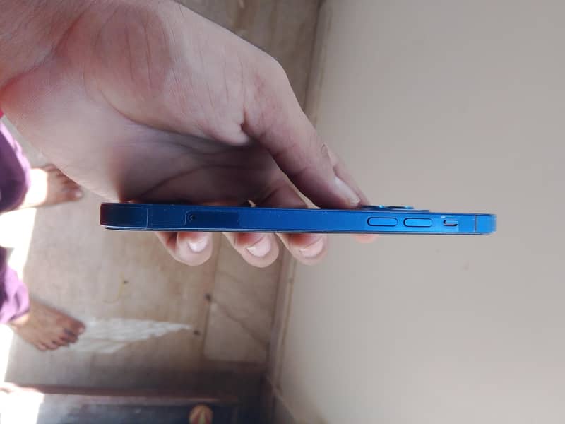 iphone 12 2