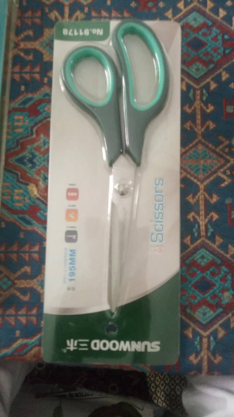 Scissors 1