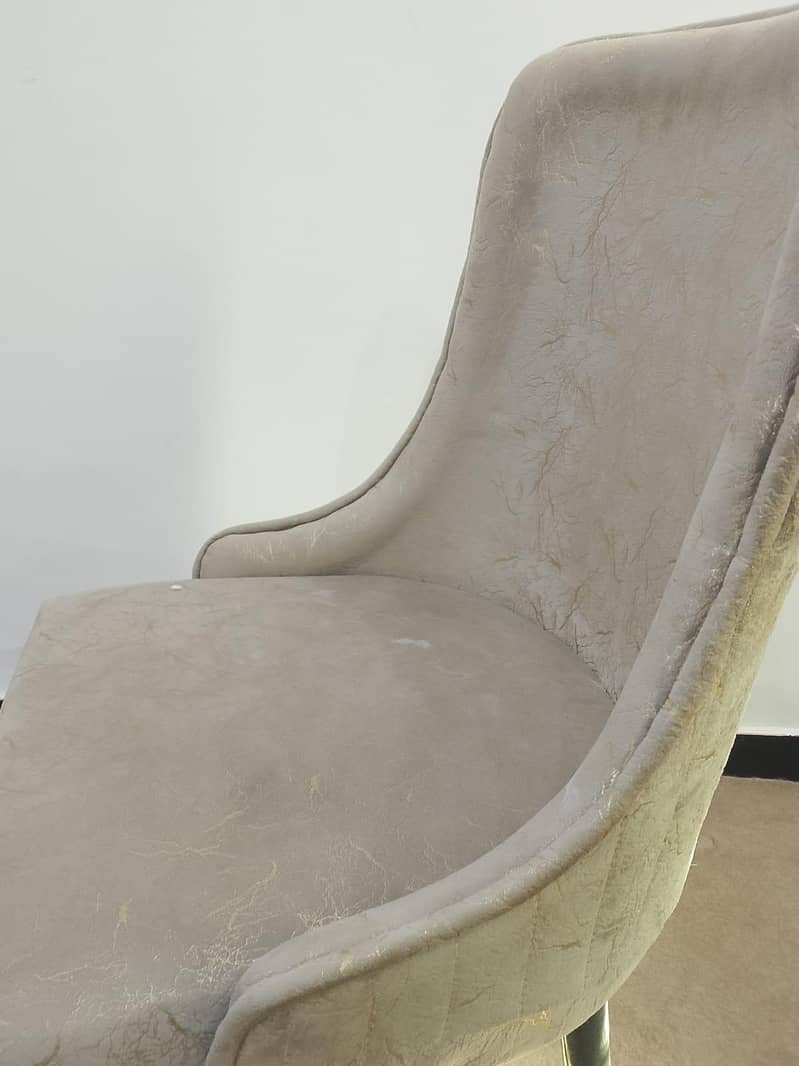 Dining table 6 seater 3