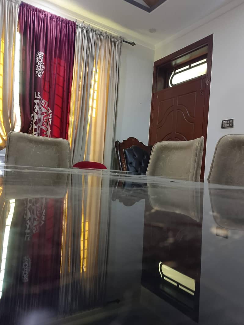 Dining table 6 seater 5
