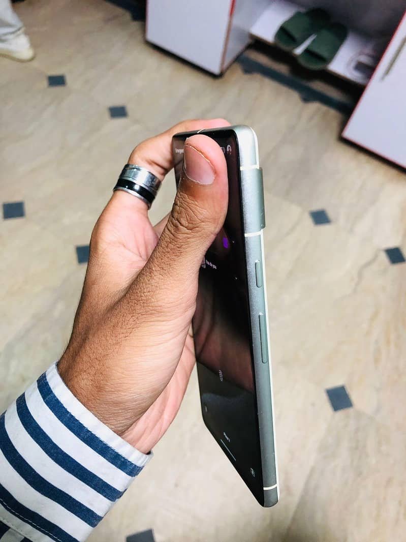 Google Pixel 7 2