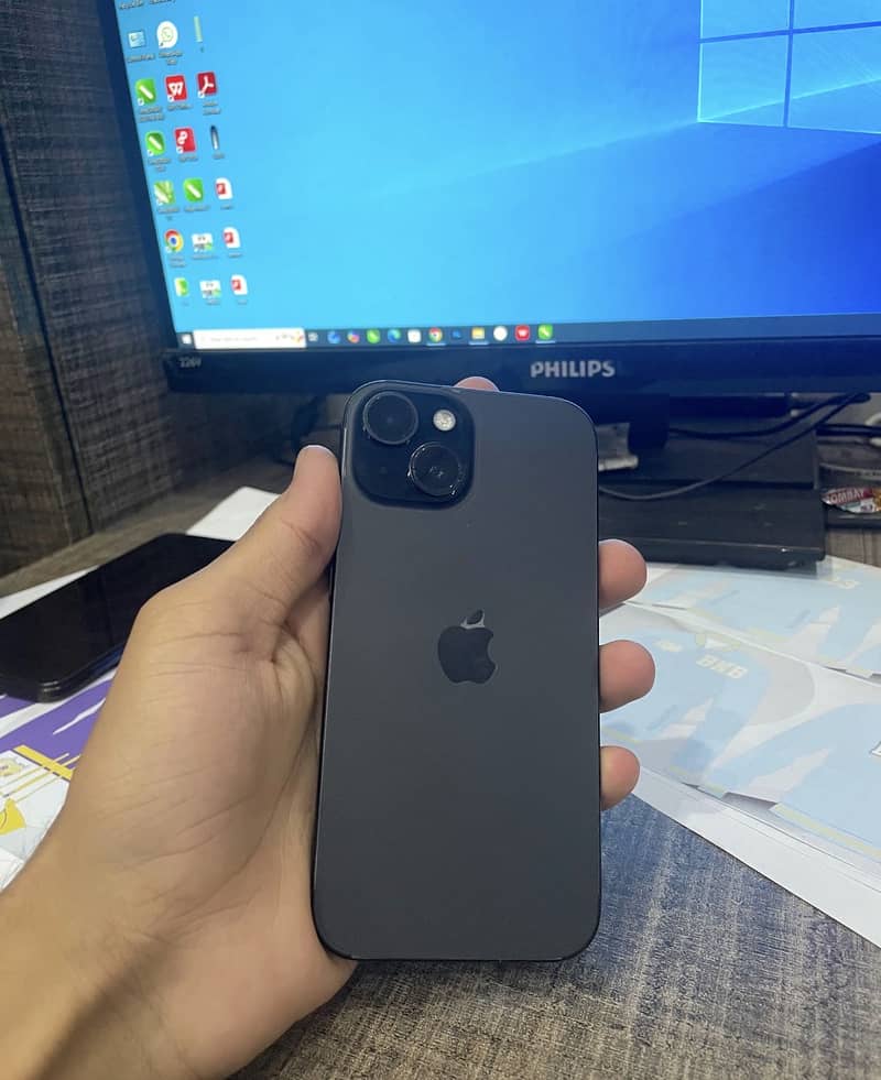 iPhone 15 0