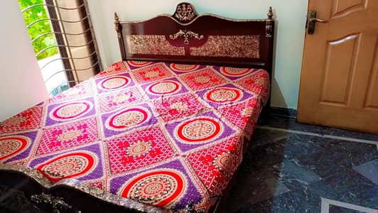 Furnish Silent room for stay/office with kitchen,solar,wifi,fridge