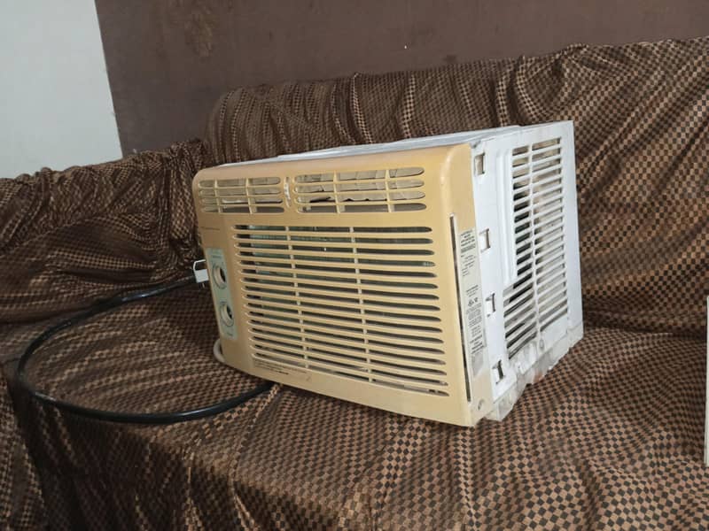 window Ac 3