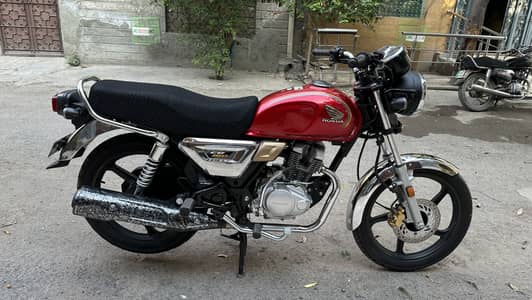 Honda CG 150 2025 urgent sale