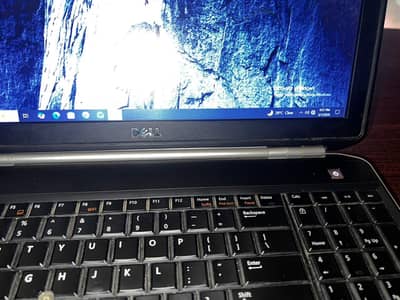 DELL LATITUDE CORE i5