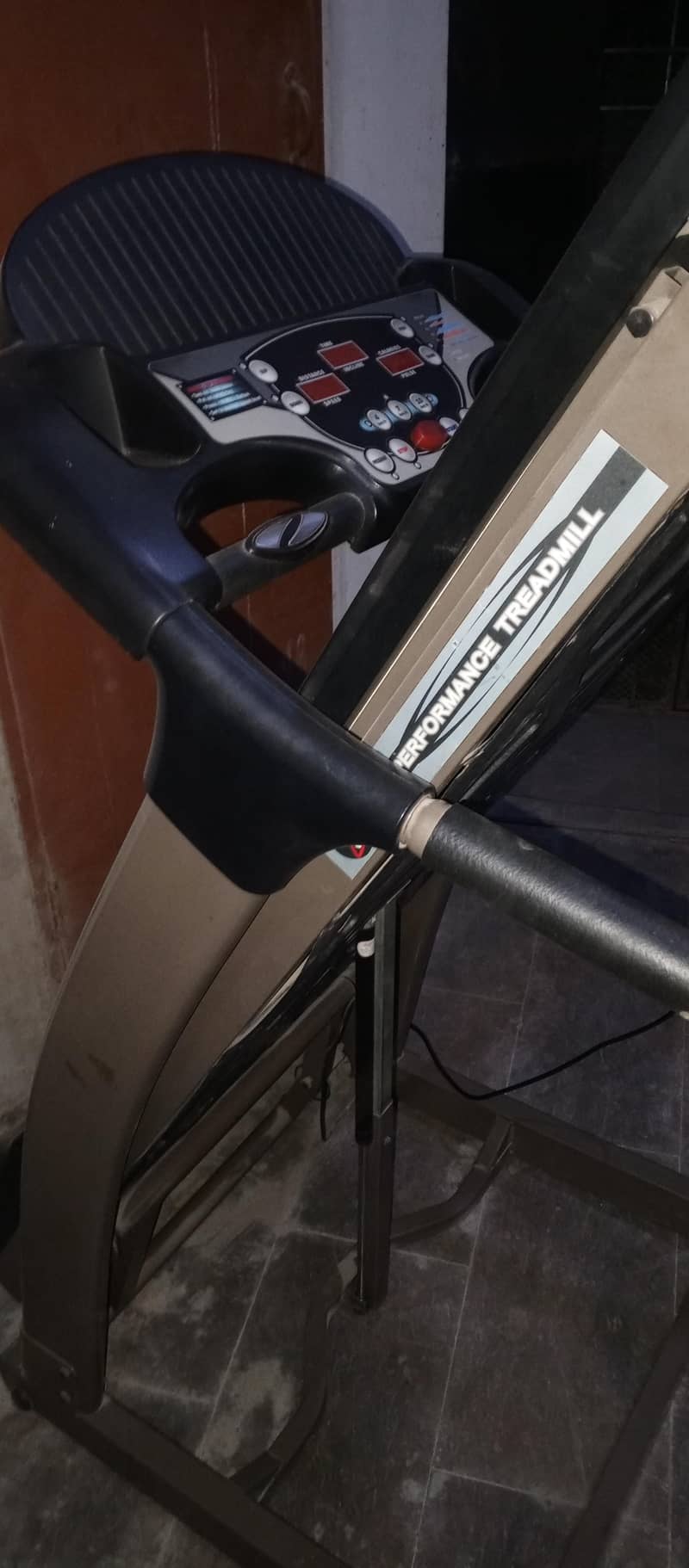 Performance Treadmill 11
