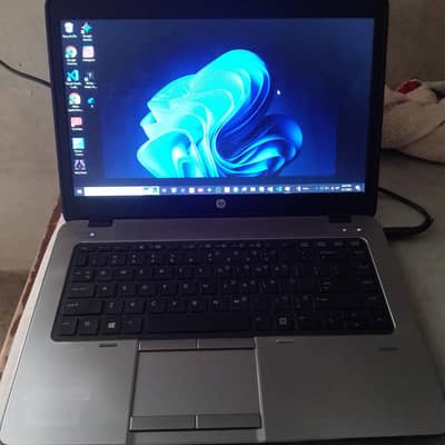 Hp Elitebook 840 G5 5th Generation, with charger and Battery timing 3H