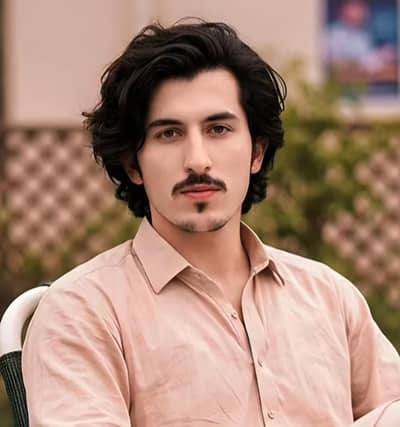 i need driving job DHA karachi