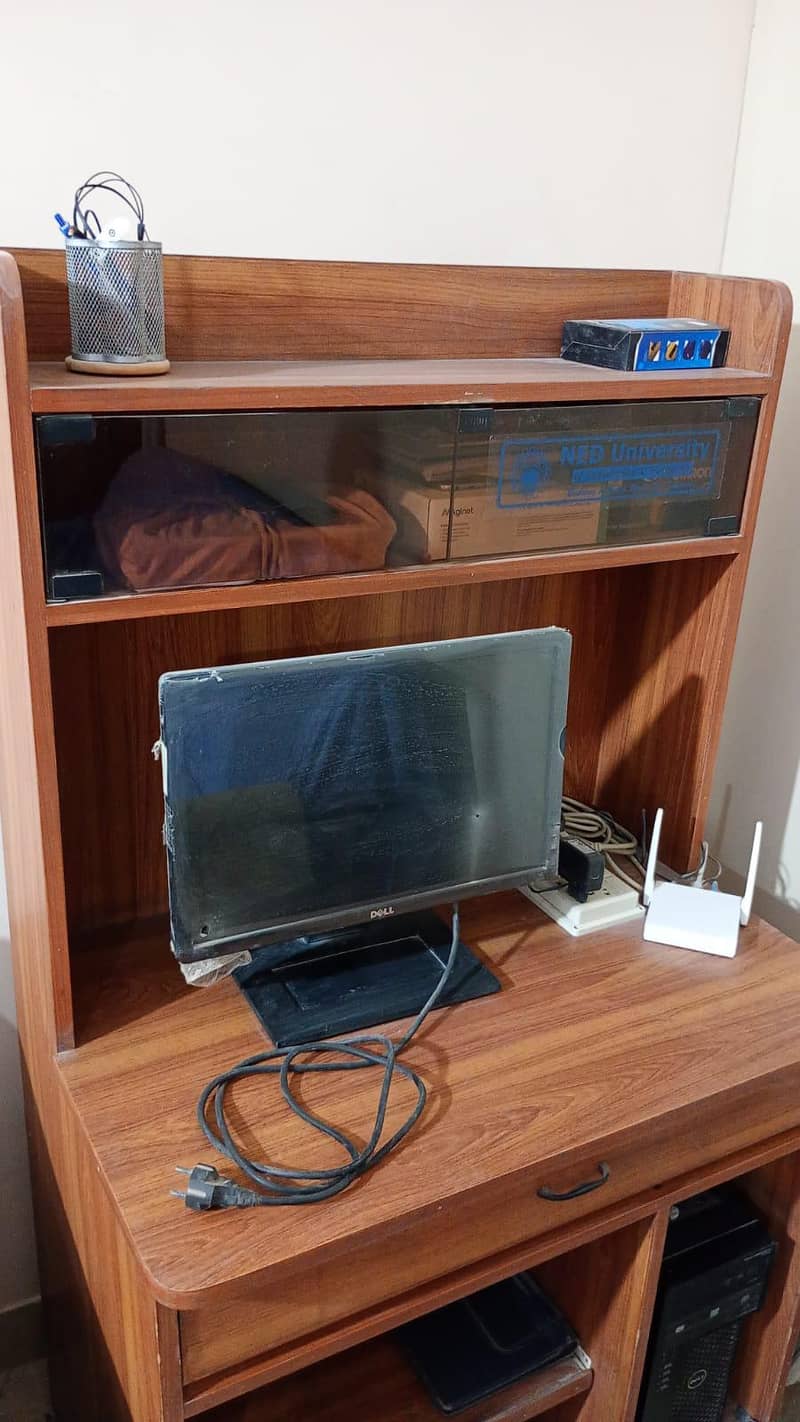 computer table 1