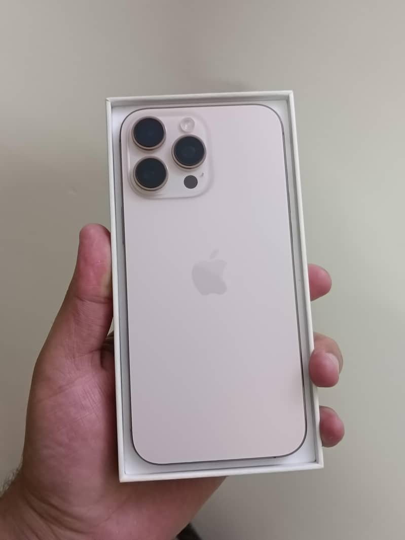 Iphone 16 Pro Max 1