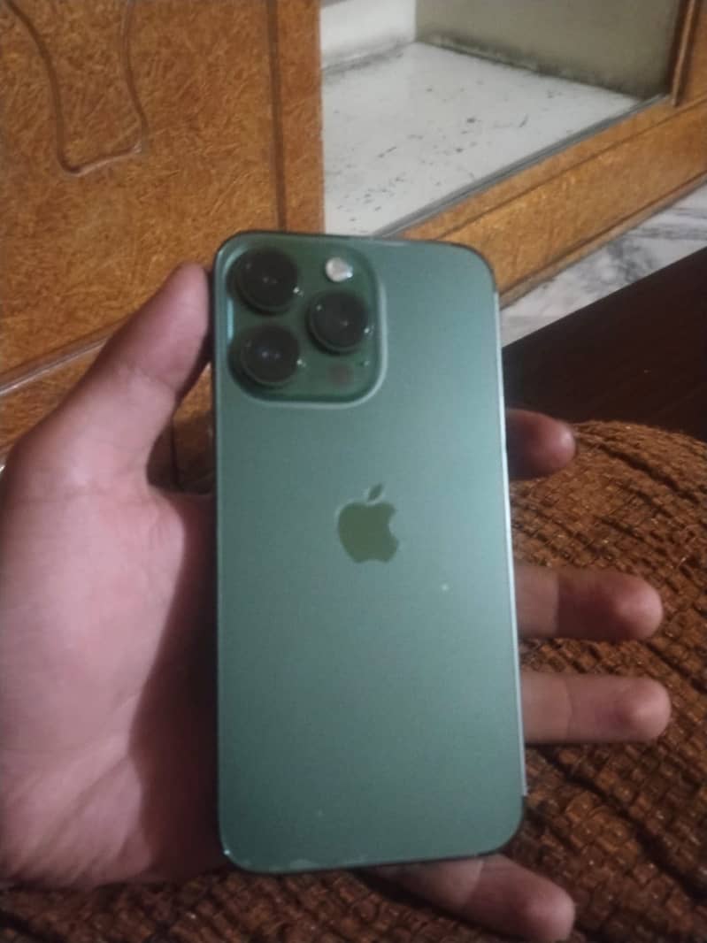 iPhone 13 Pro 2