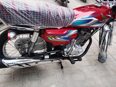 Honda 125 Hyderabad number 22 modil