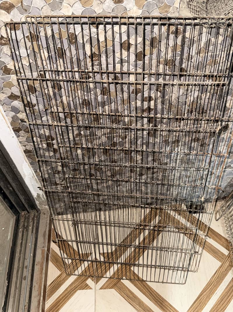 2 portion cage 3