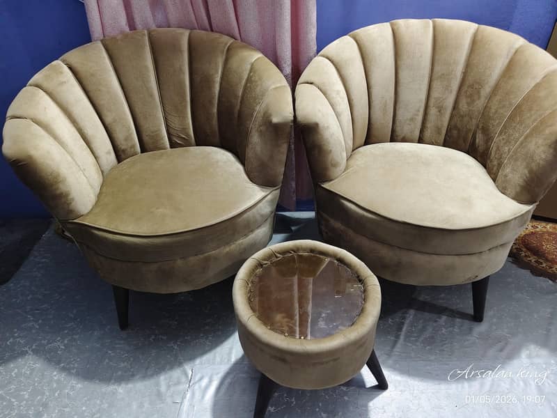 sofas chairs set with table 4