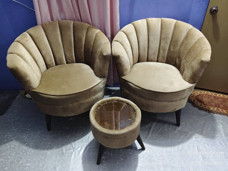 sofas chairs set with table 5
