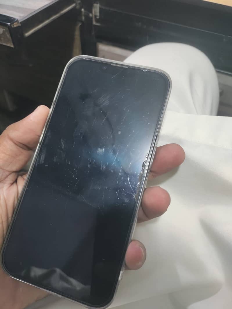 iPhone 13 2