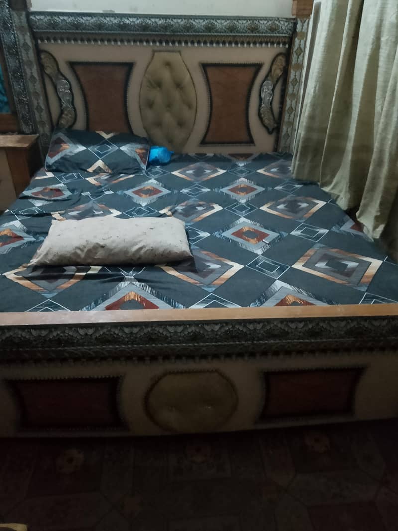 bed dressing side table 3