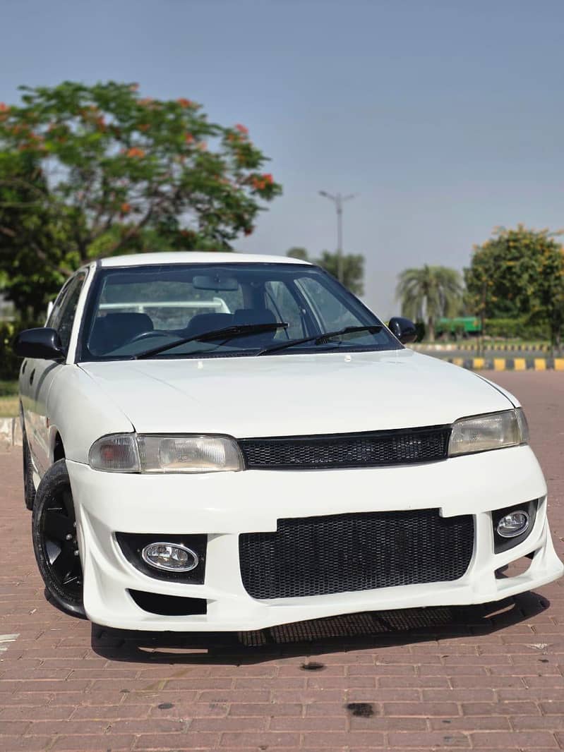 lancer Evo 5