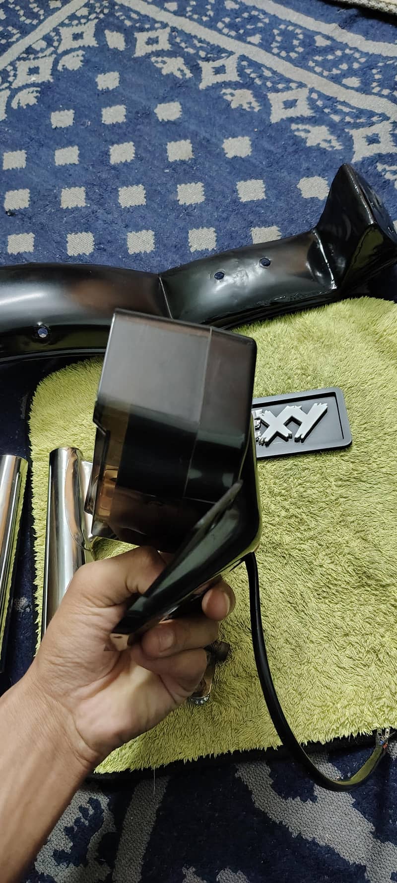 70 Back Bracket. And Back light. 9