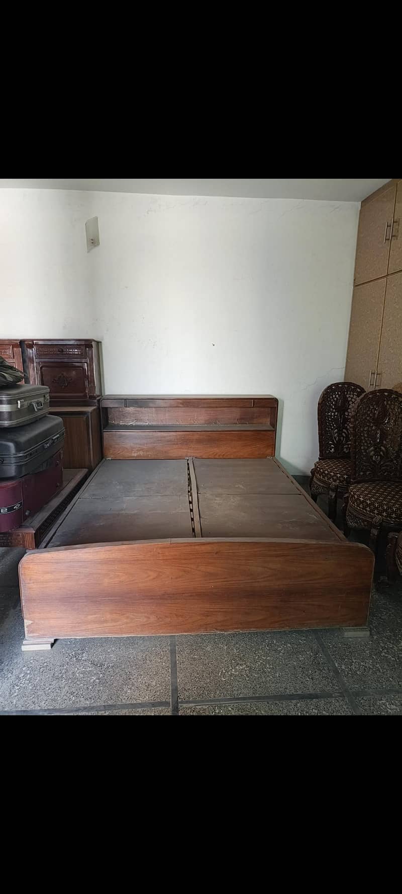chipboard bed 0