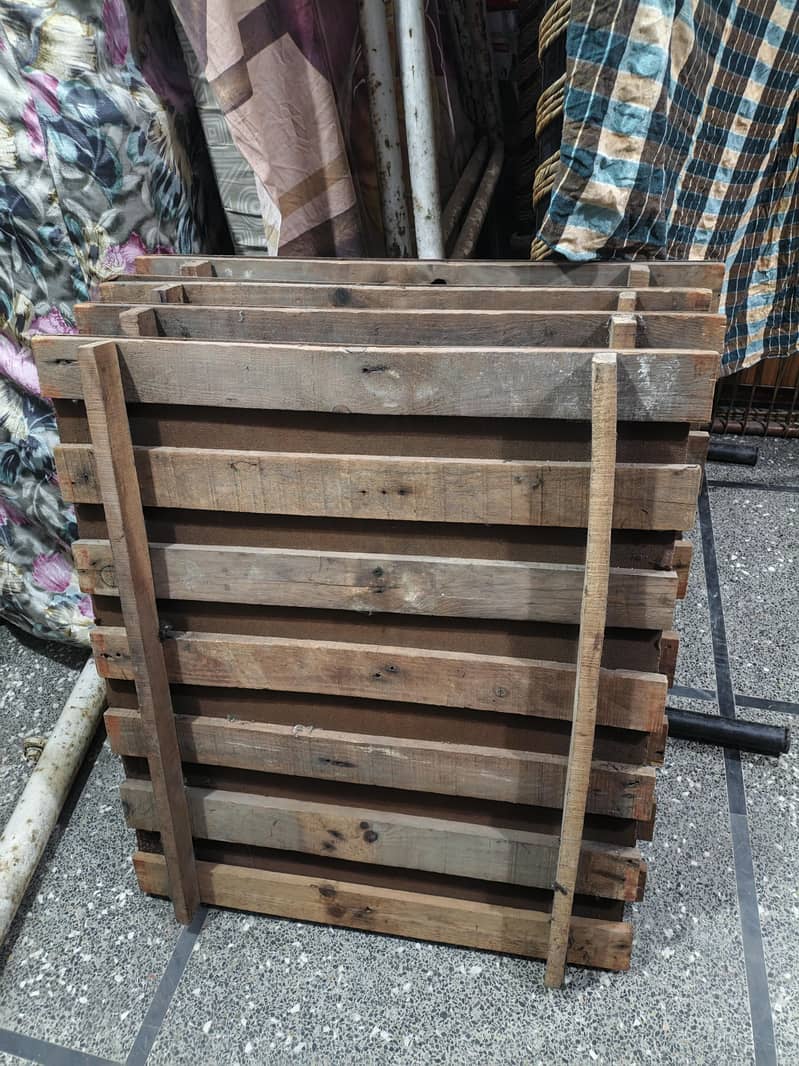 chipboard bed 1