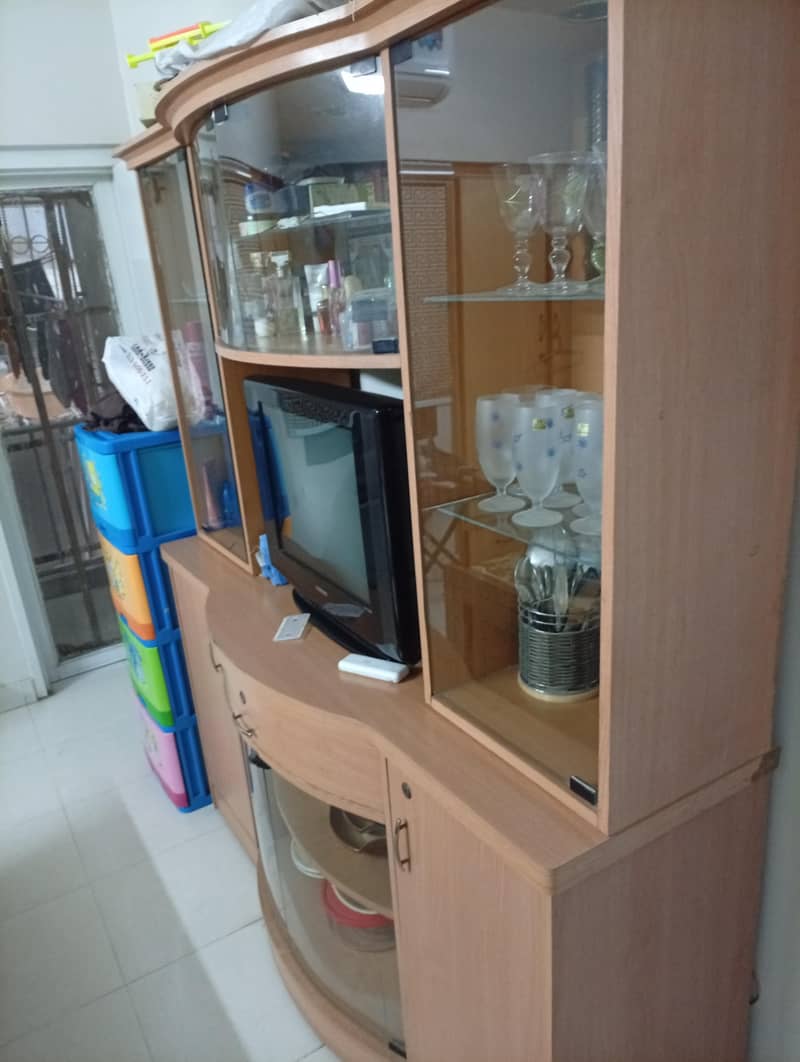 Divider / Showcase 1