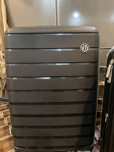 brand new imported luggage bags for sale