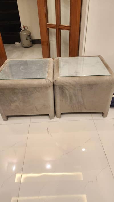 2 tables small