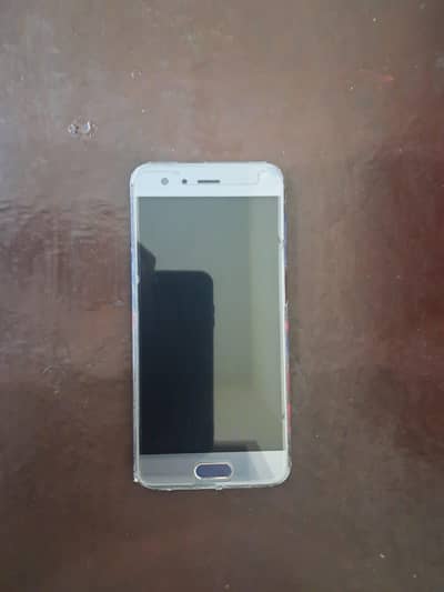 Honor 9 – Excellent Condition – 4GB RAM / 64GB Storage – Urgent Sale