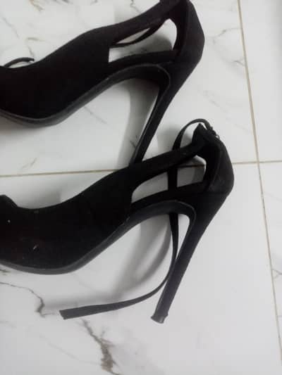 brand. . . bring from dubai