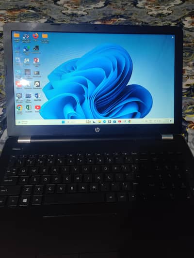 HP Laptop i5 7th gen Lush Condition 8gb Ram 256SSD