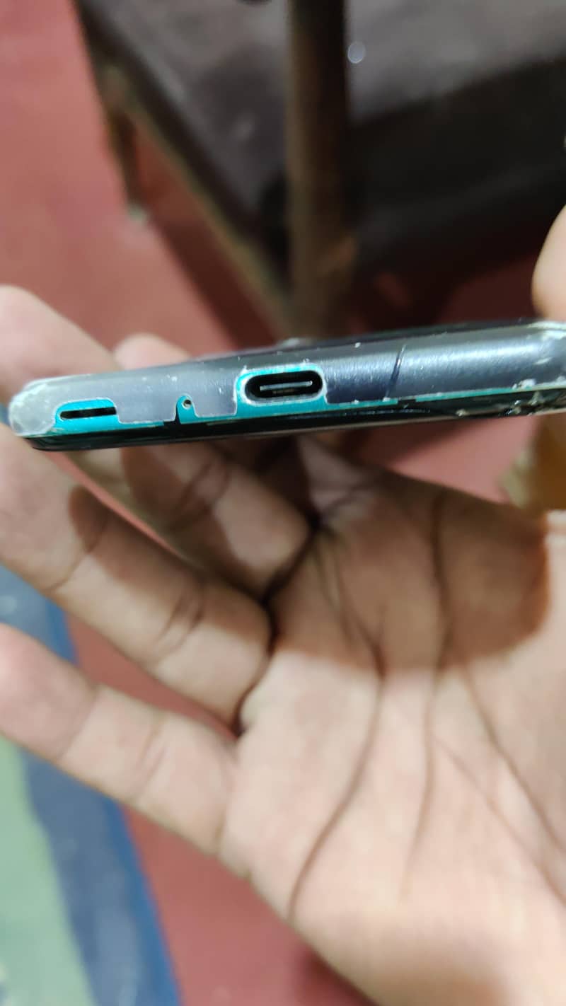 sharp Aquos R3 3