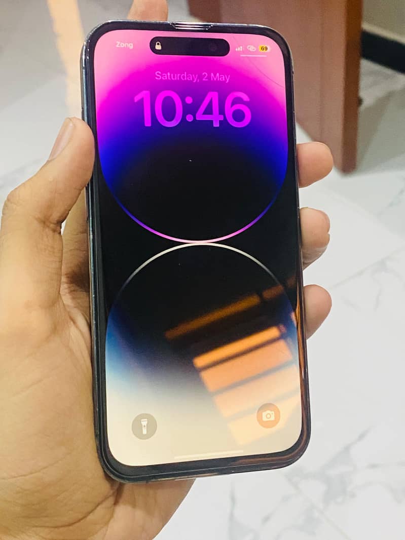 iPhone 14 Pro 2