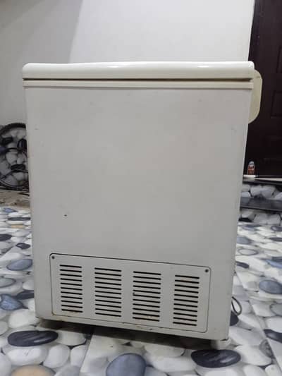 Double Door Heir Deep Freezer for Urgently Sale