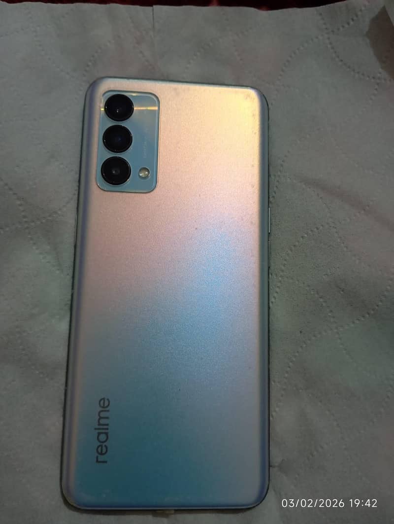 realme 0
