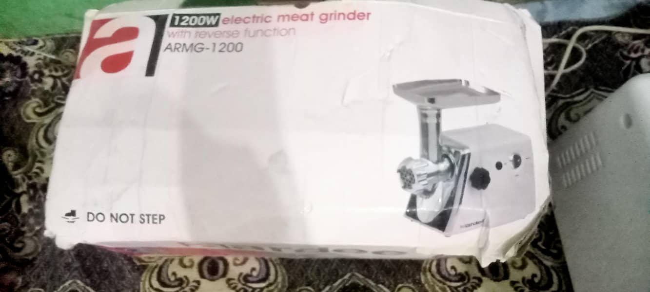Meat grinder 10