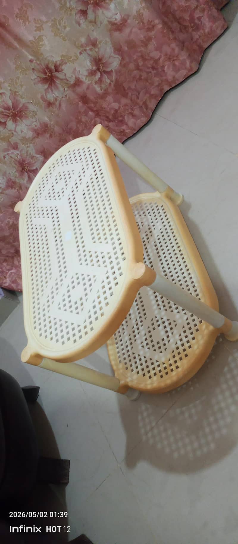 Plastic Table 6