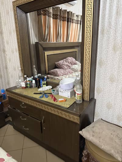 Dressing table for sale